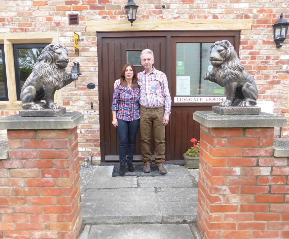 ไลอ้อนเกต เฮาส์ Bed & Breakfast Ilchester ภายนอก รูปภาพ