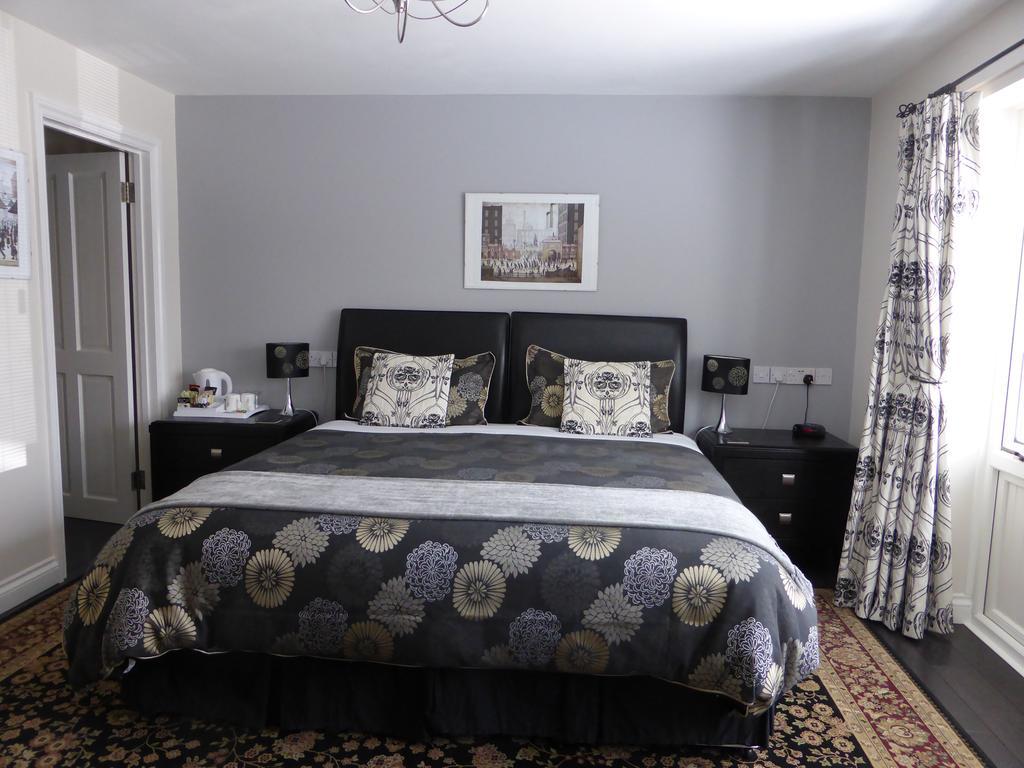 ไลอ้อนเกต เฮาส์ Bed & Breakfast Ilchester ภายนอก รูปภาพ
