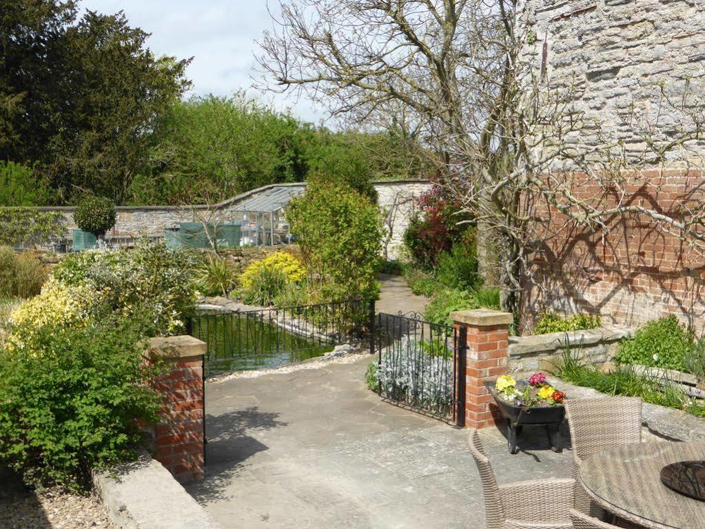 ไลอ้อนเกต เฮาส์ Bed & Breakfast Ilchester ภายนอก รูปภาพ